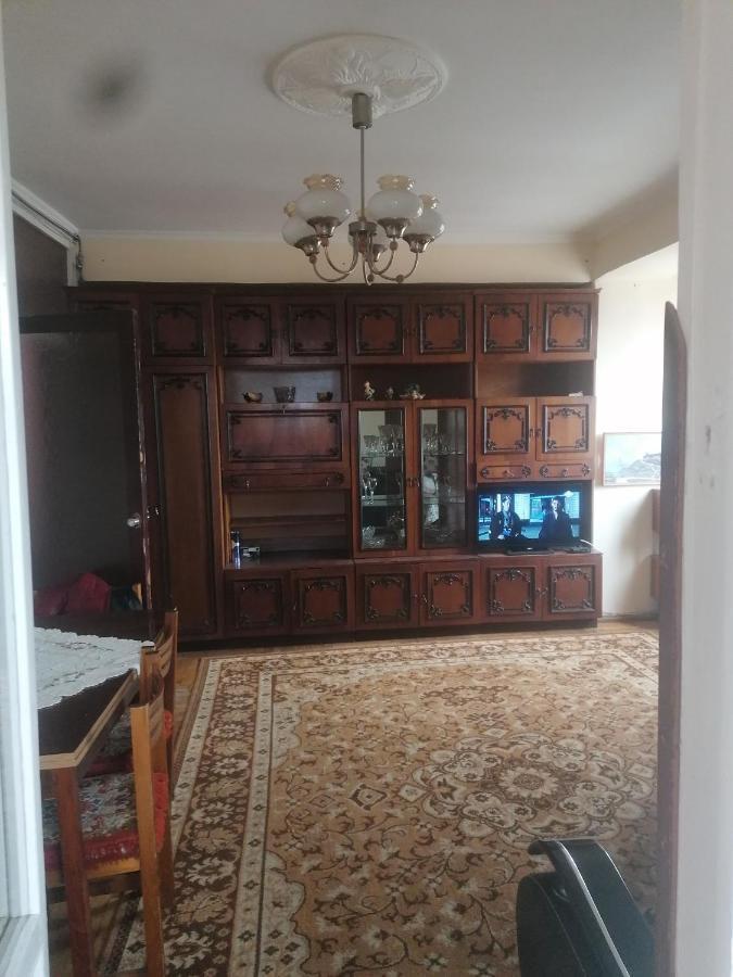 Appartamento Good Luck Erevan Esterno foto